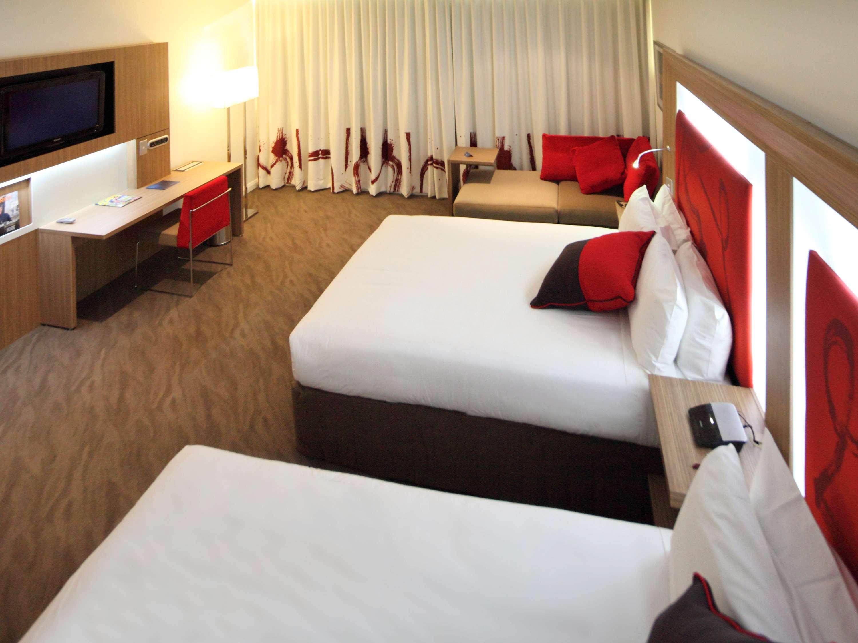 רוטי היל Novotel Sydney West Hq מראה חיצוני תמונה