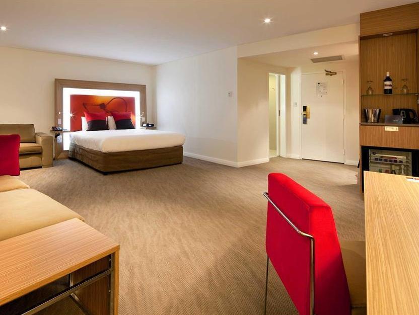 רוטי היל Novotel Sydney West Hq מראה חיצוני תמונה