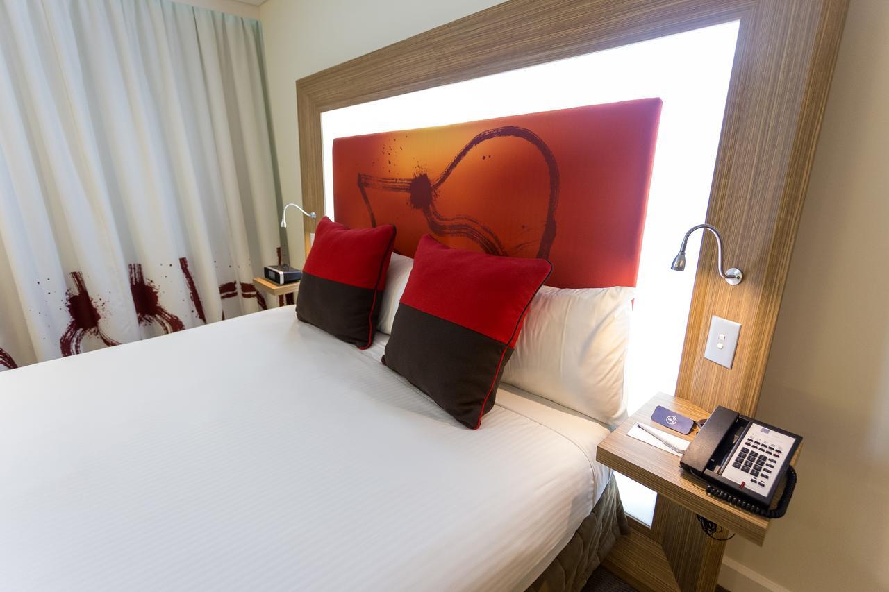 רוטי היל Novotel Sydney West Hq מראה חיצוני תמונה