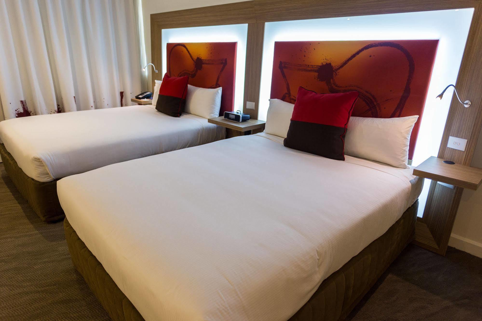 רוטי היל Novotel Sydney West Hq מראה חיצוני תמונה