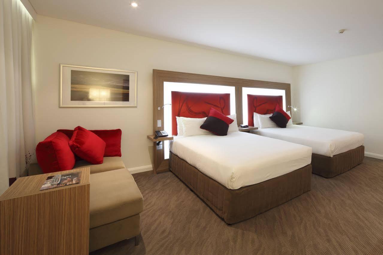 רוטי היל Novotel Sydney West Hq מראה חיצוני תמונה